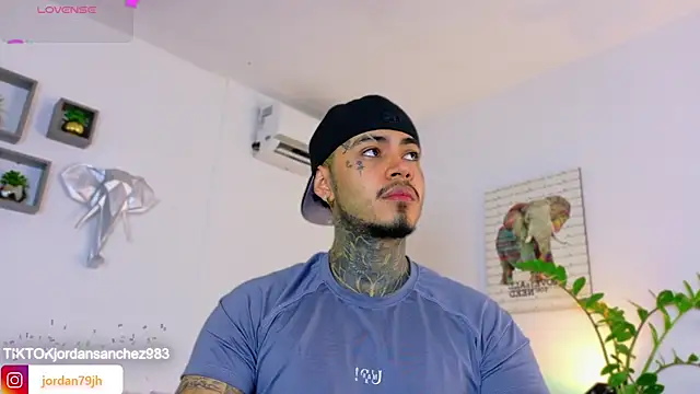 JordanSmiith  online show from 03/13/26, 08:15