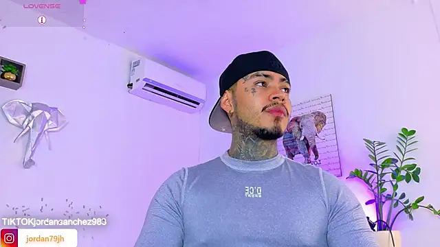 JordanSmiith  online show from 04/16/26, 08:09