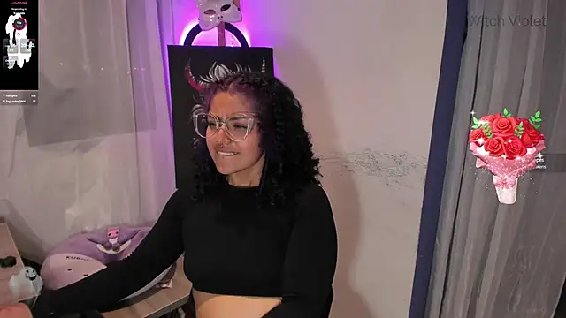 Snapshot of witchviolet chatting on 02/14/25, 03:00 witchviolet online show from 02/14/25, 03:00