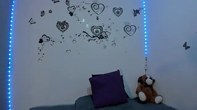 Linisprincehot69 online show from 03/19/26, 04:33