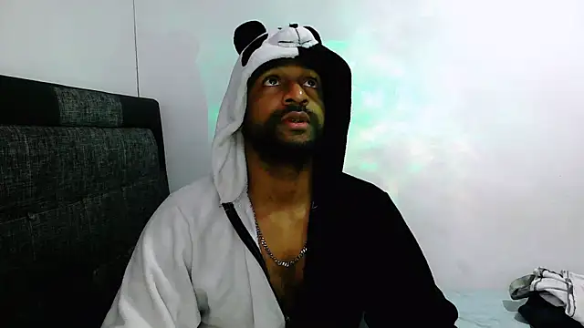 bbcblackhot34 online show from 02/20/25, 02:18