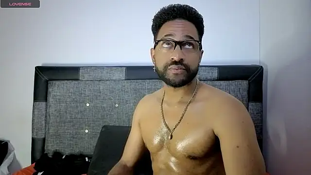 bbcblackhot34 online show from 10/09/25, 03:37