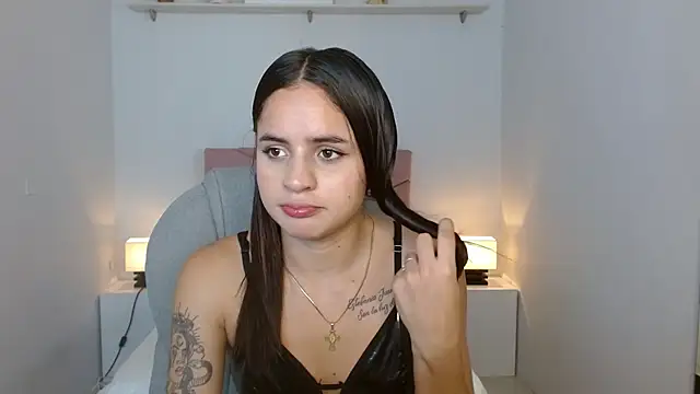 heidy hoiss online show from 12/20/24, 08:45