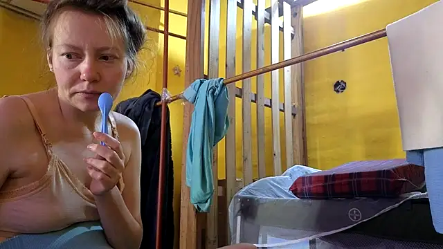 Jony Marta online show from 09/19/25, 01:07