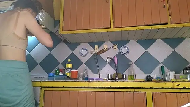 Jony Marta online show from 12/17/25, 03:29