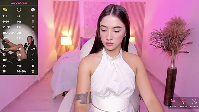 Snapshot of Antonella_Grayy chatting on 02/21/26, 11:22 Antonella Grayy online show from 02/21/26, 11:22