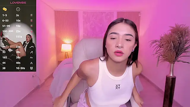 Snapshot of Antonella_Grayy chatting on 02/24/26, 11:08 Antonella Grayy online show from 02/24/26, 11:08