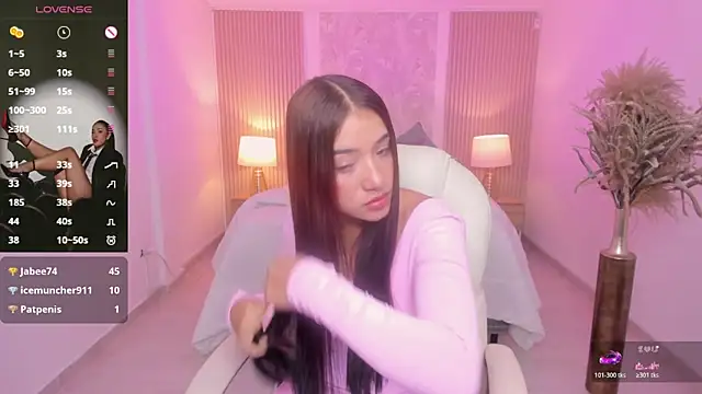 Antonella Grayy online show from 04/25/26, 01:41