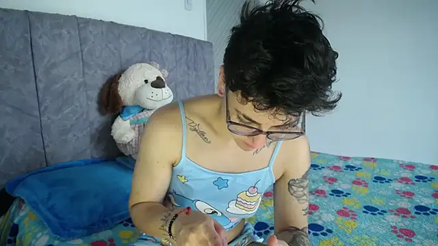 linda 33 online show from 04/05/26, 08:28