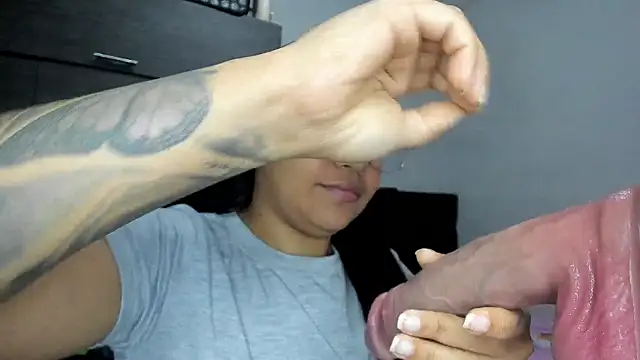 Snapshot of leila_22 chatting on 02/13/25, 02:31 leila 22 online show from 02/13/25, 02:31