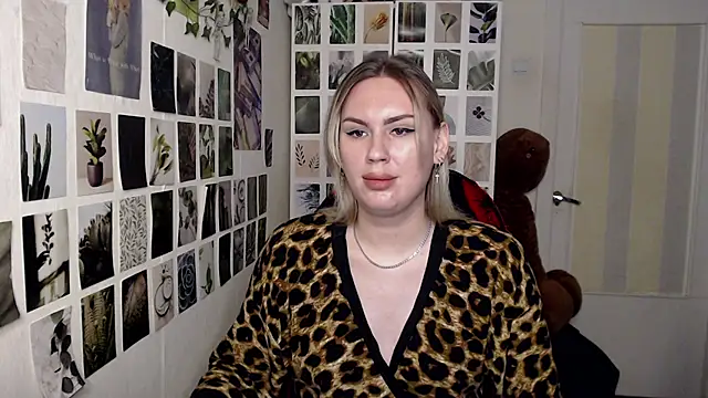 CapriScorpion online show from 09/15/25, 01:44