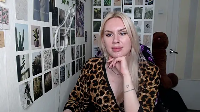 CapriScorpion online show from 12/04/25, 12:58