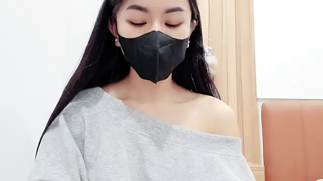 Lita-Julia online show from 01/23/25, 02:17