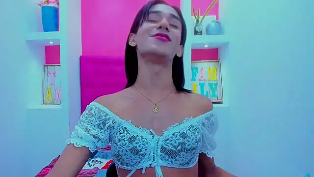 KatrinaQueen1 online show from 02/03/25, 07:51