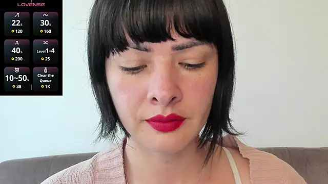 queen fetish online show from 02/13/25, 09:38