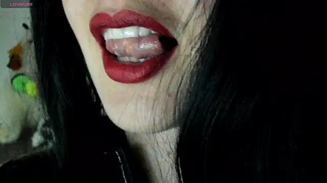 queen fetish online show from 03/10/25, 08:34