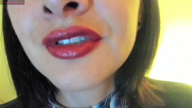 queen fetish online show from 09/11/25, 10:26