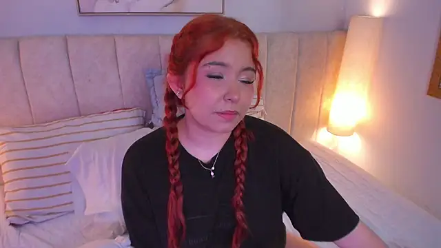 Atenea cuteee online show from 02/03/26, 06:40