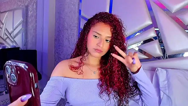 Snapshot of Miia002 chatting on 10/23/25, 03:50 Miia002 online show from 10/23/25, 03:50