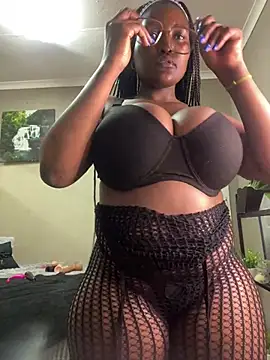 Bustygoddess32 online show from 02/03/25, 10:32