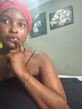 Bustygoddess32 online show from 03/04/25, 11:22