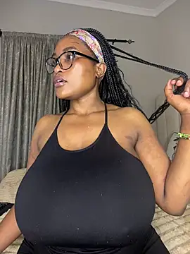 Bustygoddess32 online show from 02/13/26, 01:23