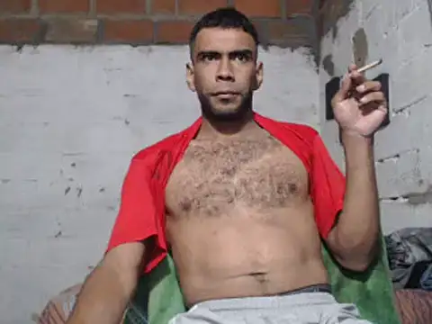 Snapshot of erik_alexander chatting on 12/28/24, 02:11 erik alexander online show from 12/28/24, 02:11