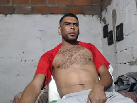 Snapshot of erik_alexander chatting on 12/28/24, 05:12 erik alexander online show from 12/28/24, 05:12