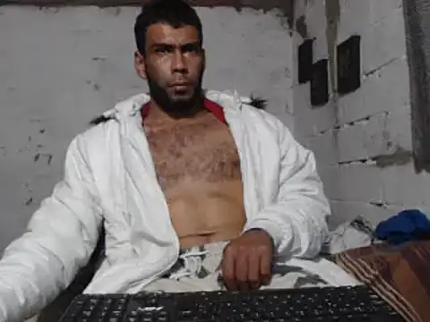 Snapshot of erik_alexander chatting on 01/19/25, 10:17 erik alexander online show from 01/19/25, 10:17