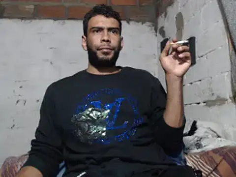 Snapshot of erik_alexander chatting on 01/23/25, 03:58 erik alexander online show from 01/23/25, 03:58