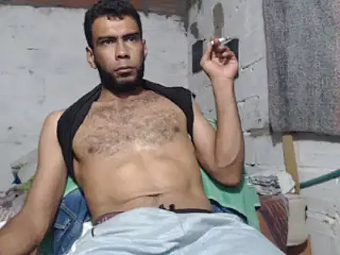 Snapshot of erik_alexander chatting on 01/26/25, 12:05 erik alexander online show from 01/26/25, 12:05