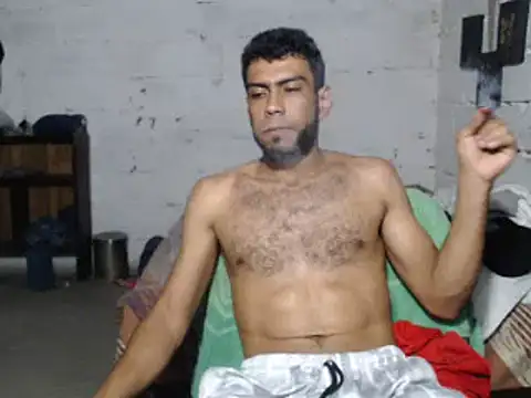 Snapshot of erik_alexander chatting on 02/16/25, 02:31 erik alexander online show from 02/16/25, 02:31