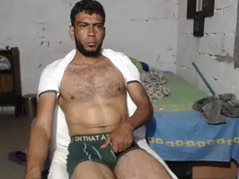 Snapshot of erik_alexander chatting on 02/22/25, 07:45 erik alexander online show from 02/22/25, 07:45