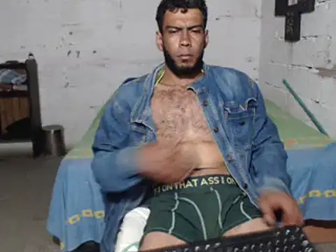 Snapshot of erik_alexander chatting on 02/28/25, 08:09 erik alexander online show from 02/28/25, 08:09