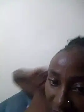 Snapshot of Naughtyy_xx chatting on 10/01/25, 06:19 Naughtyy xx online show from 10/01/25, 06:19