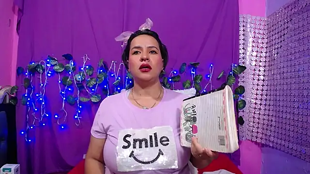 hazel 34 online show from 02/05/25, 06:59