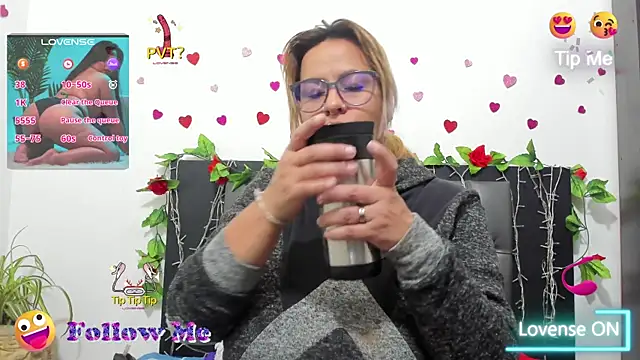 hazel 34 online show from 10/10/25, 09:52