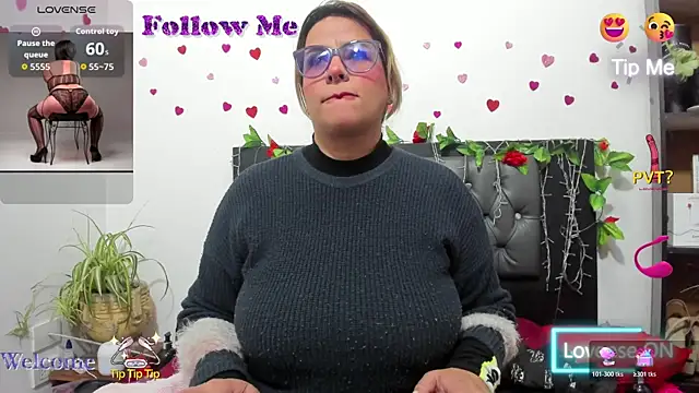 hazel 34 online show from 11/01/25, 08:38