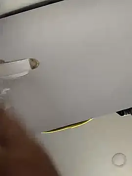 Snapshot of Charlotte_cutee18 chatting on 10/16/25, 03:24 Charlotte cutee18 online show from 10/16/25, 03:24