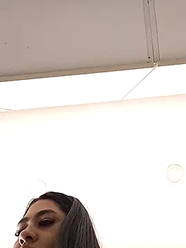 Snapshot of Charlotte_cutee18 chatting on 10/30/25, 01:01 Charlotte cutee18 online show from 10/30/25, 01:01