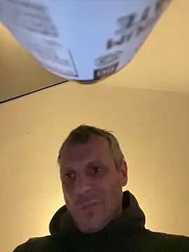 Snapshot of Arthur2288@xh chatting on 02/05/26, 05:17 Arthur2288xh online show from 02/05/26, 05:17