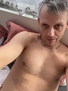 Snapshot of Arthur2288@xh chatting on 03/11/26, 11:38 Arthur2288xh online show from 03/11/26, 11:38