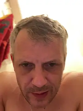 Snapshot of Arthur2288@xh chatting on 03/24/26, 06:35 Arthur2288xh online show from 03/24/26, 06:35