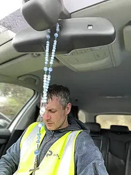 Snapshot of Arthur2288@xh chatting on 03/27/26, 01:11 Arthur2288xh online show from 03/27/26, 01:11