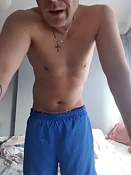 Snapshot of Arthur2288@xh chatting on 04/12/26, 01:05 Arthur2288xh online show from 04/12/26, 01:05