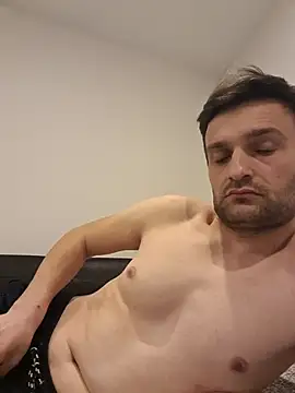 suarez1235 online show from 02/06/26, 08:34