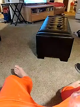 Snapshot of fukurbutt chatting on 12/10/24, 08:49 fukurbutt online show from 12/10/24, 08:49