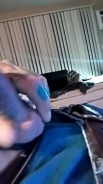 Snapshot of fukurbutt chatting on 09/23/25, 10:29 fukurbutt online show from 09/23/25, 10:29