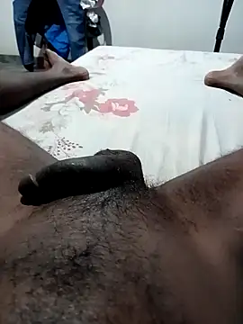 Snapshot of Ronaldo_707 chatting on 10/29/25, 04:20 Ronaldo 707 online show from 10/29/25, 04:20