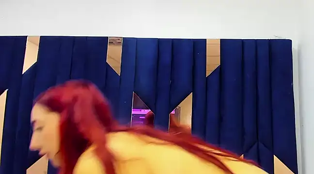 Snapshot of Barbie_girl_69 chatting on 01/17/25, 05:08 Barbie girl 69 online show from 01/17/25, 05:08